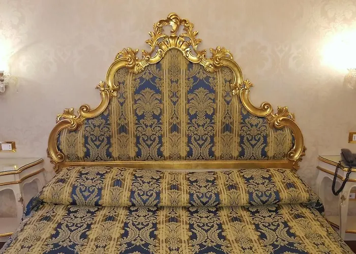 Casa Pisani Canal Venise