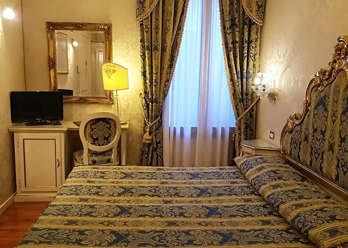 Casa Pisani Canal Venise