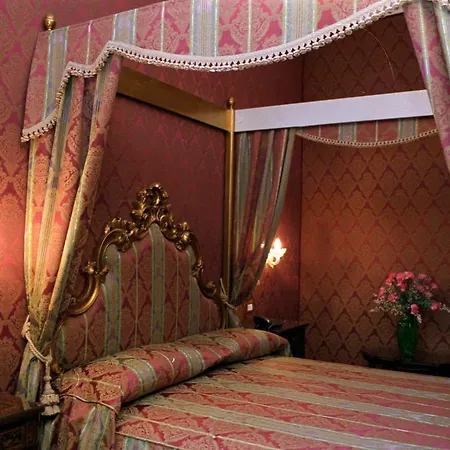 Pensionat Casa Pisani Canal Venedig