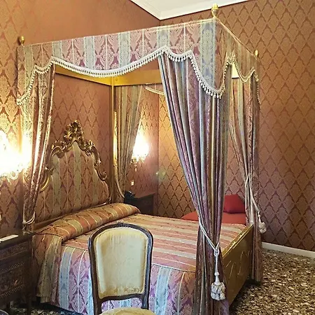 Pensión Casa Pisani Canal 3*