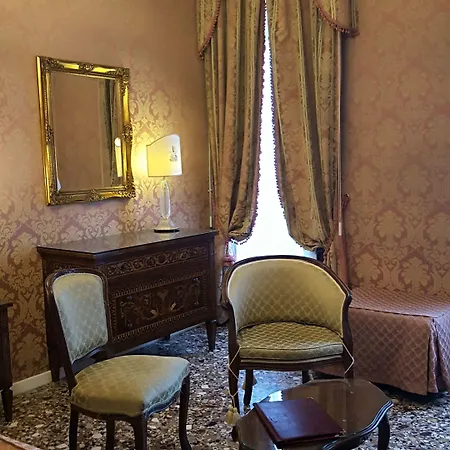 Affittacamere Casa Pisani Canal 3*