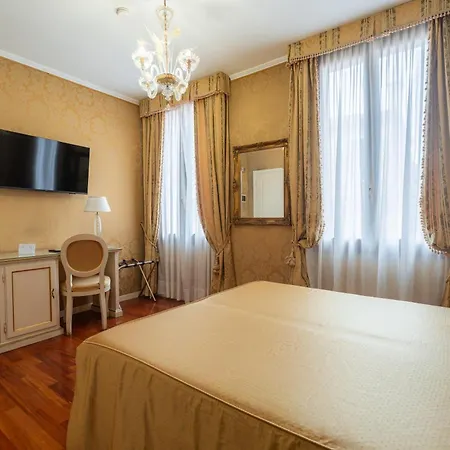 Casa Pisani Canal 4* البندقية