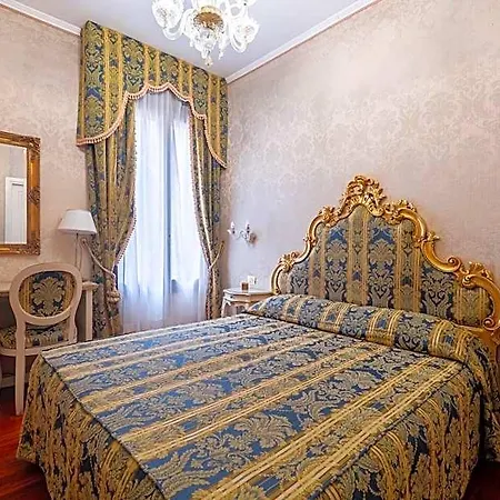 Casa Pisani Canal Vendégház Velence