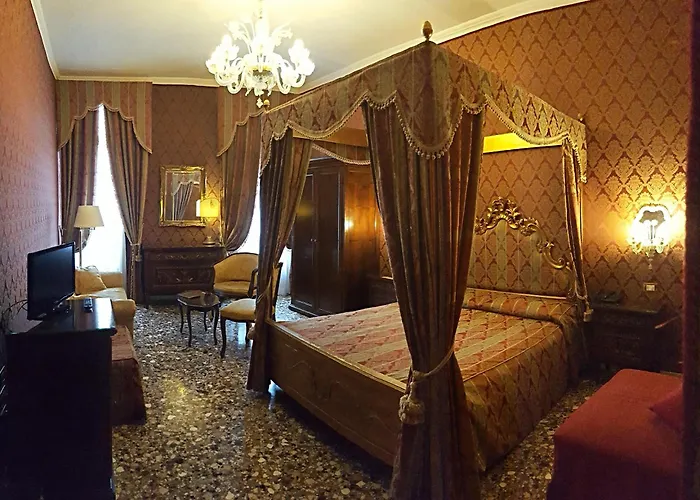 Casa Pisani Canal 3*