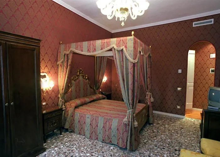 Casa Pisani Canal