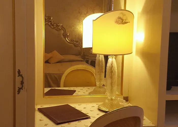 Affittacamere Casa Pisani Canal Venezia