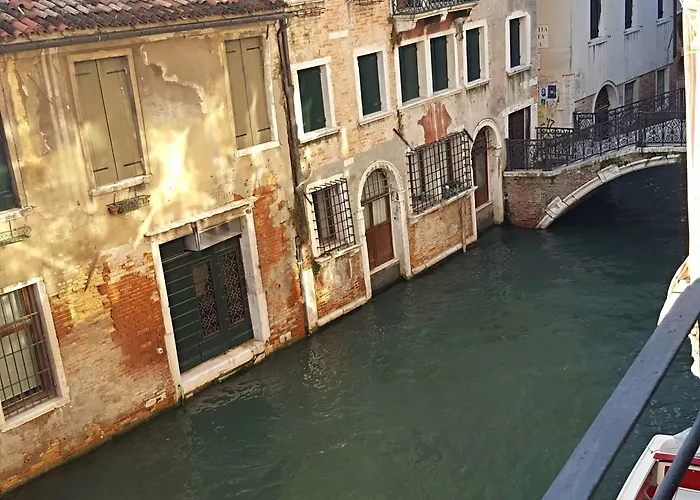 Casa Pisani Canal