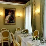 Casa Pisani Canal Penzion