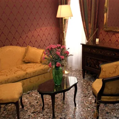 Casa Pisani Canal 3*