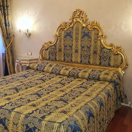 Casa Pisani Canal Penzion